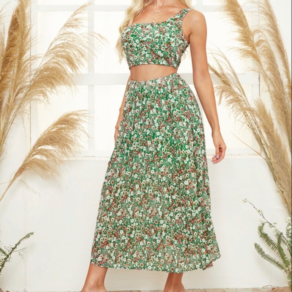 SHEIN Floral Print One Shoulder Top & Pleated Skirt Sz M